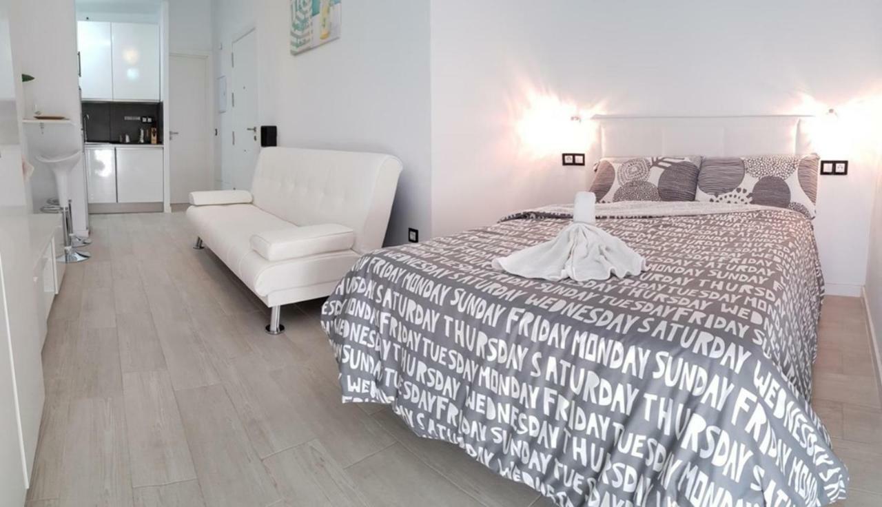 Apartamento Málaga Alcolea Exterior foto